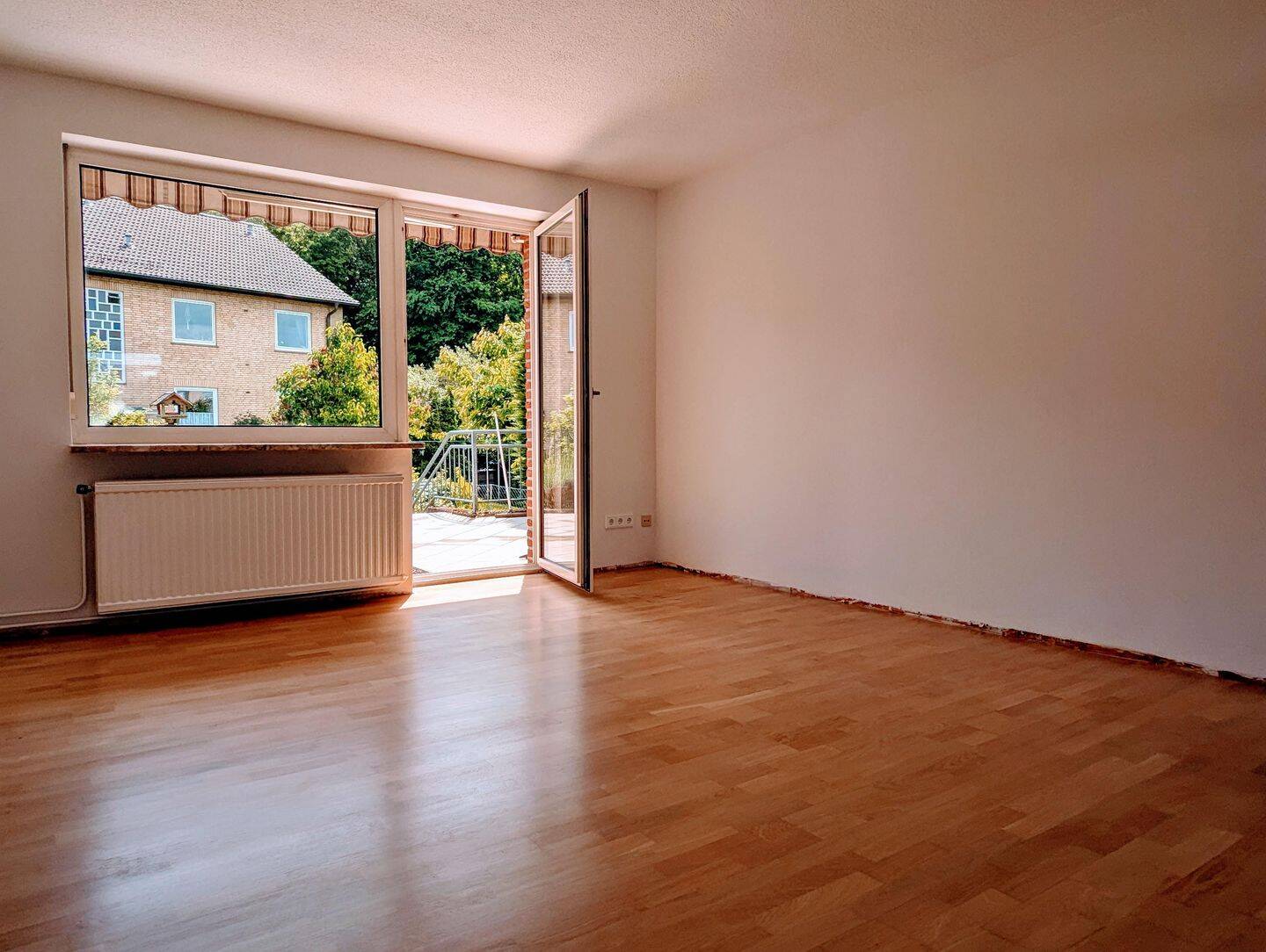Property thumbnail 2