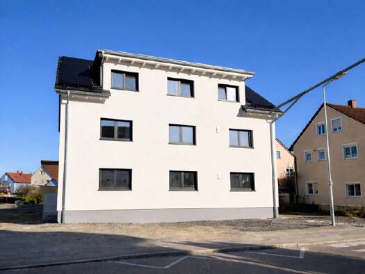 Wohnung zur Miete 900 € 2 Zimmer 49 m² Weißenau Ravensburg 88214