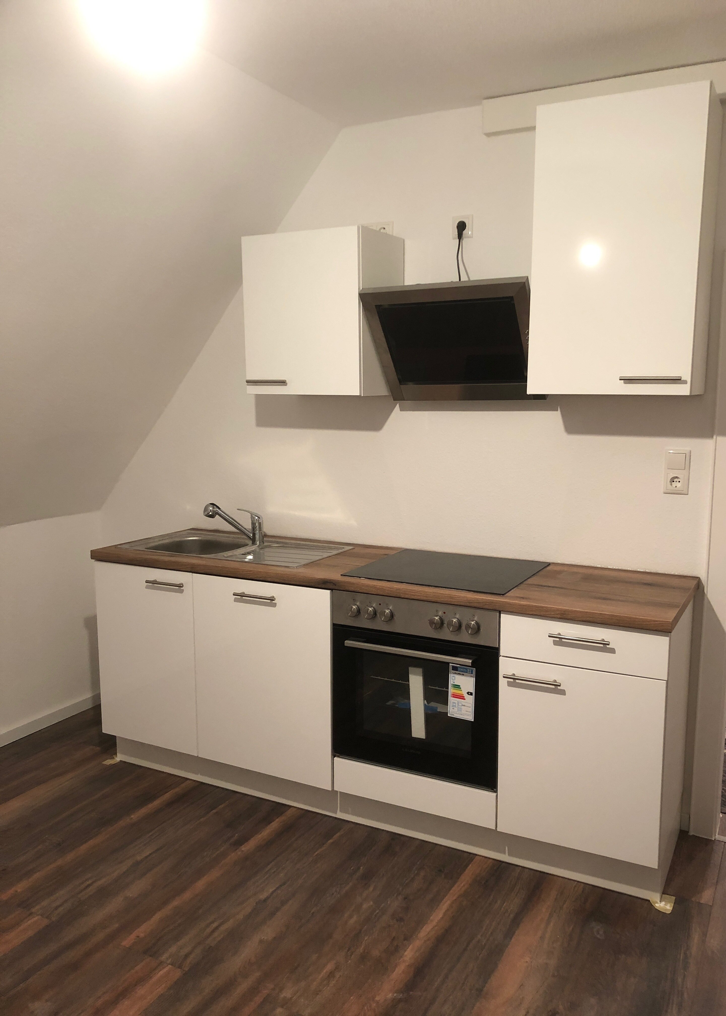 Wohnung zur Miete 700 € 3 Zimmer 60 m²<br/>Wohnfläche 1.<br/>Geschoss ab sofort<br/>Verfügbarkeit Possenheimer Strasse 7 Markt Einersheim 97348