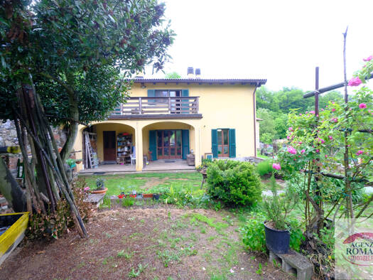 Bauernhaus zum Kauf 415.000 € 10 Zimmer 400 m² 63.000 m² Grundstück frei ab sofort via Montenotte Altare 17041