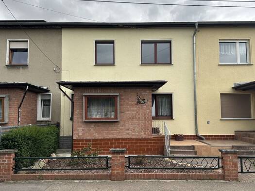 Reihenmittelhaus zum Kauf 185.000 € 4 Zimmer 147 m² 467 m² Grundstück Bobbau Bitterfeld-Wolfen 06766
