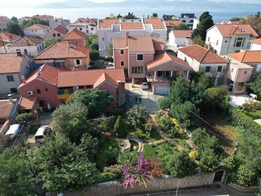 Haus zum Kauf 990.000 € 8 Zimmer 342 m² Crno