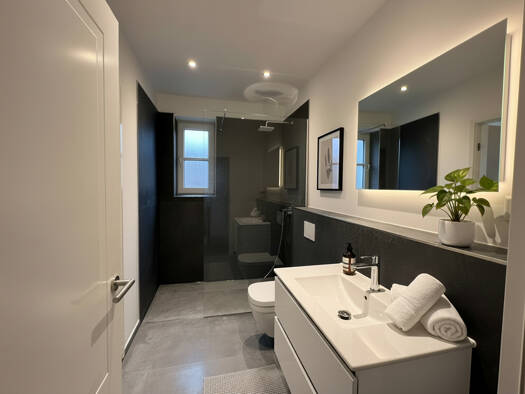 Wohnung zur Miete 1.012 € 2 Zimmer 92 m² 1. Geschoss Kempener Feld/Baakeshof Krefeld 47803