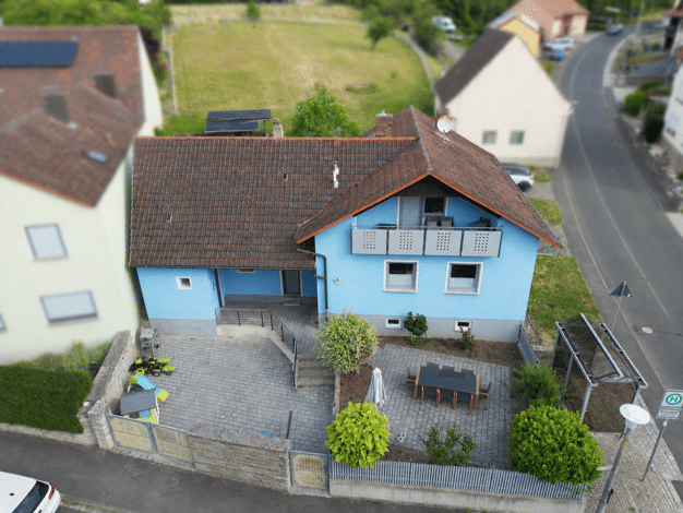 Einfamilienhaus zum Kauf 399.000 € 4 Zimmer 145 m² 2.479 m² Grundstück Tiefenstockheim Seinsheim 97342