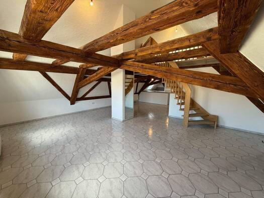 Maisonette zur Miete 829 € 2,5 Zimmer 83 m² 2 Geschosse frei ab 01.12.2026 Hauptstraße 20 Lonnerstadt Lonnerstadt 91475