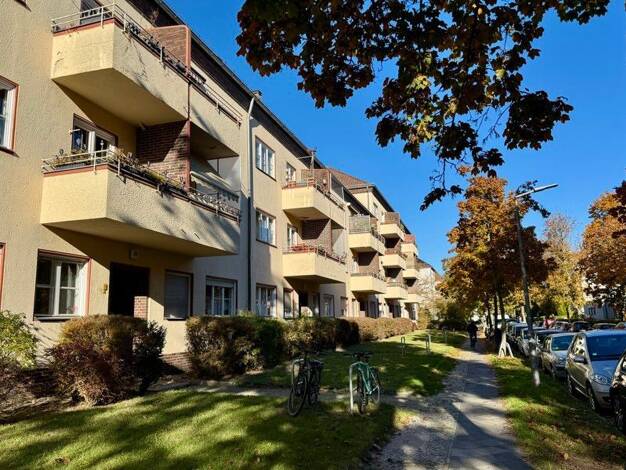 Wohnung zur Miete 804 € 2 Zimmer 61,8 m² 2. Geschoss frei ab 18.11.2026 Frobenstraße 68 Lankwitz Berlin 12249