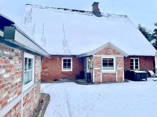 Mehrfamilienhaus zum Kauf 1.490.000 € 360 m² 820 m² Grundstück frei ab sofort Quickborn 25451