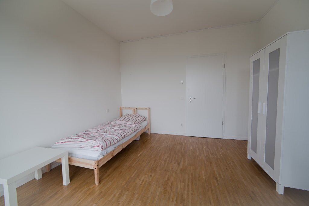 Wohnung zur Miete Wohnen auf Zeit 920 € 6 Zimmer 13 m²<br/>Wohnfläche 19.02.2025<br/>Verfügbarkeit Erika-Mann-Straße 47 Marsfeld München 80636