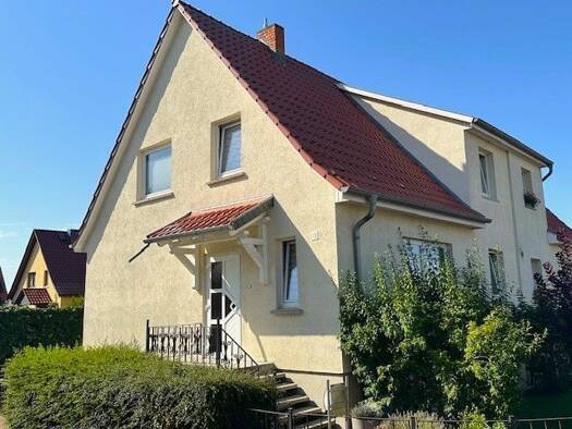 Doppelhaushälfte zum Kauf 228.000 € 4 Zimmer 116 m² 367 m² Grundstück Güstrow 18273