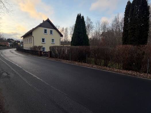 Wohnung zur Miete 475 € 3 Zimmer 79 m² Geschoss 2/2 frei ab sofort August-Bebel-Straße 64 Olbersdorf 02785