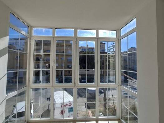 Wohnung zum Kauf 121.000 € 3 Zimmer 92 m² 1. Geschoss Turre 04639