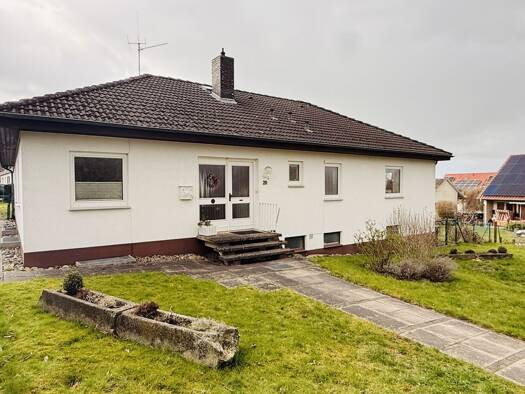 Bungalow zum Kauf 265.000 € 5 Zimmer 157 m² 970 m² Grundstück frei ab sofort Northeim 37154
