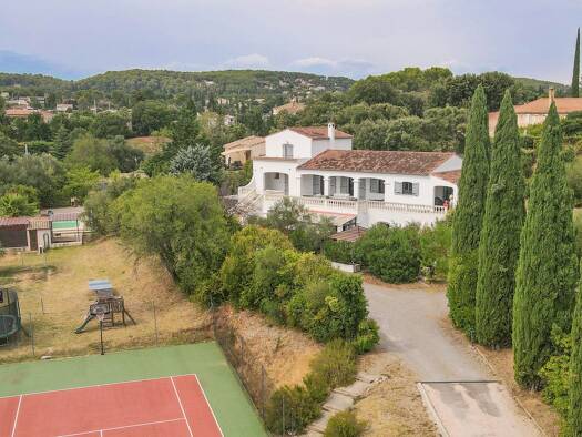 Einfamilienhaus zum Kauf 1.035.000 € 294 m² 6.260 m² Grundstück La Ville Lorgues 83510