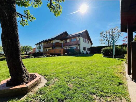 Haus zum Kauf 550.000 € 8 Zimmer 275 m² 930 m² Grundstück Göttlkofen Adlkofen 84166