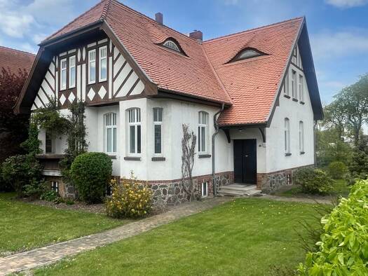 Haus zum Kauf provisionsfrei 495.000 € 9 Zimmer 226 m² 680 m² Grundstück Kröpelin 18236