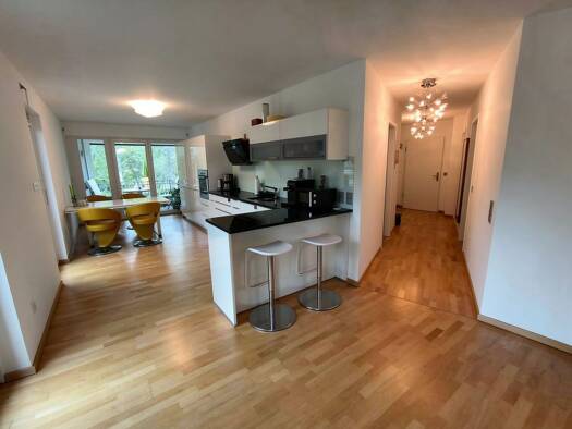 Wohnung zur Miete 2.100 € 4 Zimmer 133 m² Geschoss 1/2 frei ab sofort Petershausen Konstanz 78467