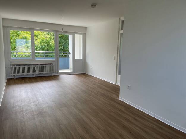 Wohnung zur Miete 1.177 € 4 Zimmer 87,8 m² 4. Geschoss frei ab 05.09.2025 Grazer Weg 34 Oberrad Frankfurt am Main 60599