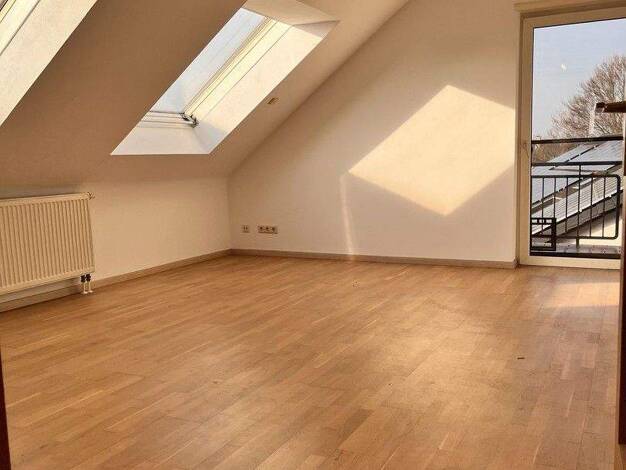 Wohnung zur Miete 700 € 2,5 Zimmer 71 m² 2. Geschoss Berghausen Römerberg 67354