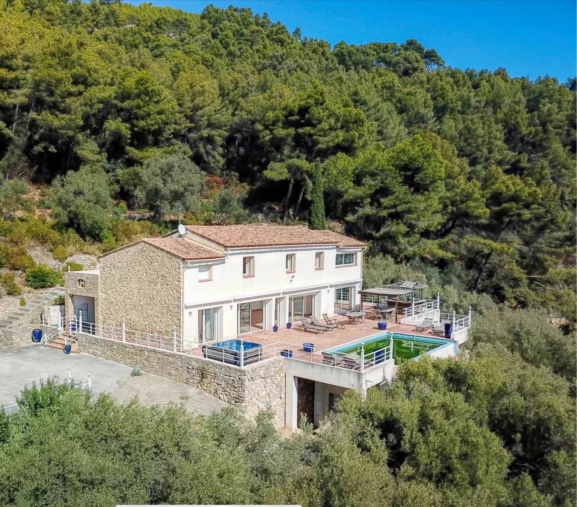 Einfamilienhaus zum Kauf 2.100.000 € 7 Zimmer 270 m²<br/>Wohnfläche 10.521 m²<br/>Grundstück Mourillon-Sud TOULON 83000