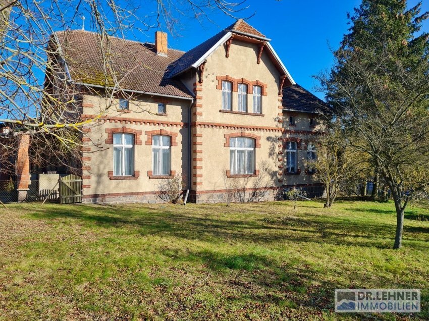 Einfamilienhaus zum Kauf 185.000 € 9 Zimmer 270 m²<br/>Wohnfläche 2.132 m²<br/>Grundstück Strasburg Strasburg (Uckermark) 17335