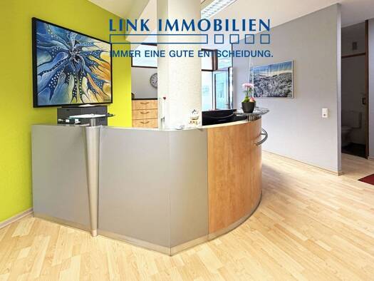 Praxis zur Miete 1.350 € 6 Zimmer 120 m² Bürofläche Nellingen Ostfildern 73760