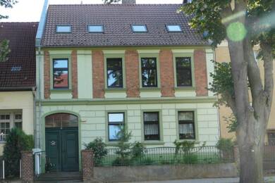Wohnung zur Miete 483 € 3 Zimmer 75 m² Dachgeschoss, 2. Geschoss frei ab sofort Freienwalder Str. 17 Wriezen Wriezen 16269