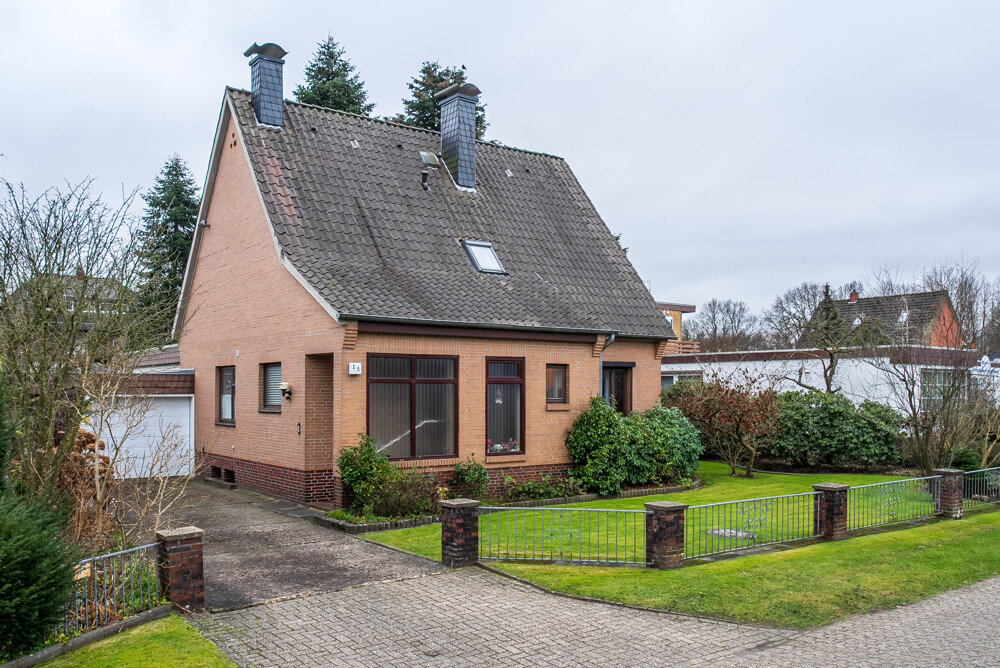 Einfamilienhaus zum Kauf 287.000 € 6 Zimmer 127,7 m²<br/>Wohnfläche 1.004 m²<br/>Grundstück Müllberg Oldenburg 26133