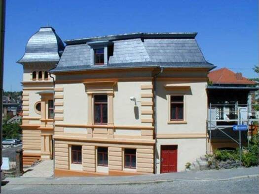 Terrassenwohnung zur Miete 658 € 4 Zimmer 94 m² 3 Geschosse frei ab sofort Pößneck,Stadt Pößneck 07381