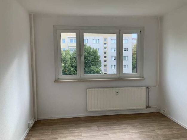 Wohnung zur Miete 360 € 3 Zimmer 59,5 m² 2. Geschoss frei ab 20.08.2025 Freiberger Str. 10 Thekla Leipzig 04349