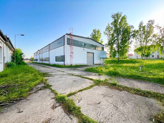 Lagerhalle zur Miete provisionsfrei 5 € 996 m² Lagerfläche Coswig 01640
