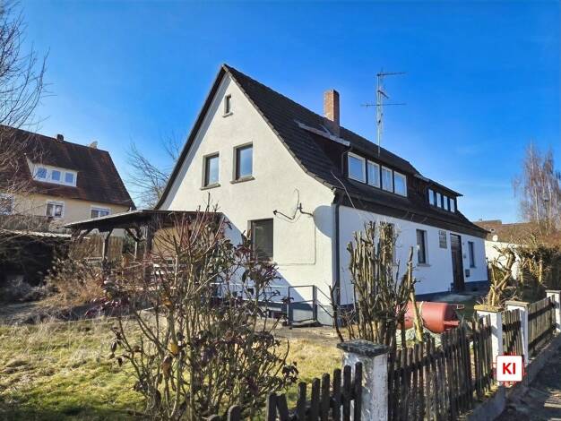 Mehrfamilienhaus zum Kauf 249.000 € 7 Zimmer 195 m² 925 m² Grundstück frei ab sofort Untermerzbach Untermerzbach 96190