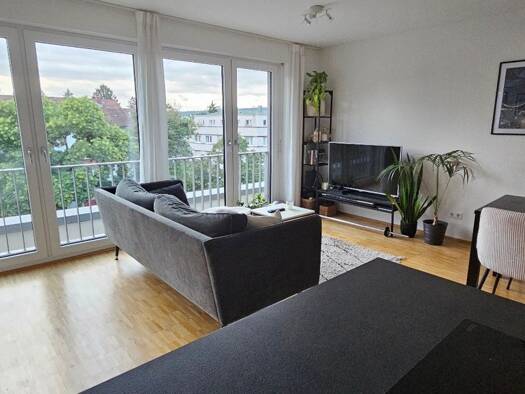 Wohnung zur Miete 1.012 € 3 Zimmer 62,9 m² 3. Geschoss frei ab 01.11.2025 Obere Waiblinger Str 154 Bad Cannstatt Stuttgart 70374