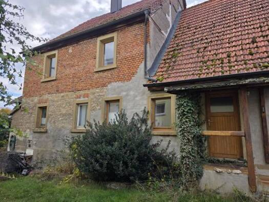 Einfamilienhaus zum Kauf 95.000 € 8 Zimmer 110 m² 542 m² Grundstück Büchold Arnstein 97450