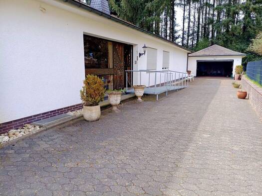 Bungalow zum Kauf 450.000 € 7 Zimmer 270 m² 2.829 m² Grundstück frei ab sofort Wallenborn 54570