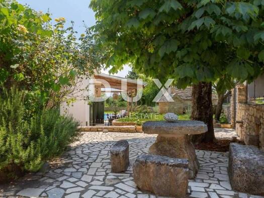 Haus zum Kauf 570.000 € 10 Zimmer 260 m² Žminj