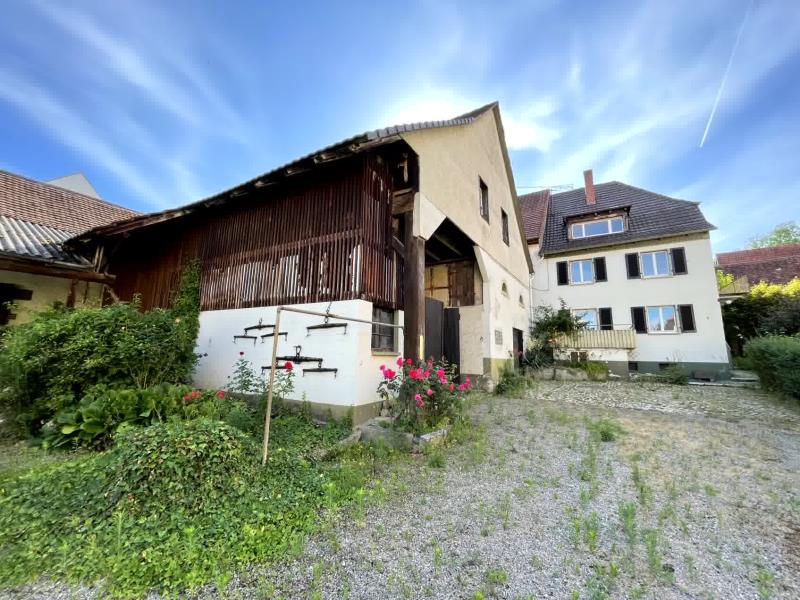 Einfamilienhaus zum Kauf 398.000 € 5,5 Zimmer 166,7 m²<br/>Wohnfläche 942 m²<br/>Grundstück Auggen Auggen 79424