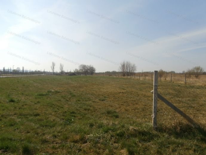 Grundstück zum Kauf 57.990 € 10.000 m²<br/>Grundstück Balatonboglár 8630