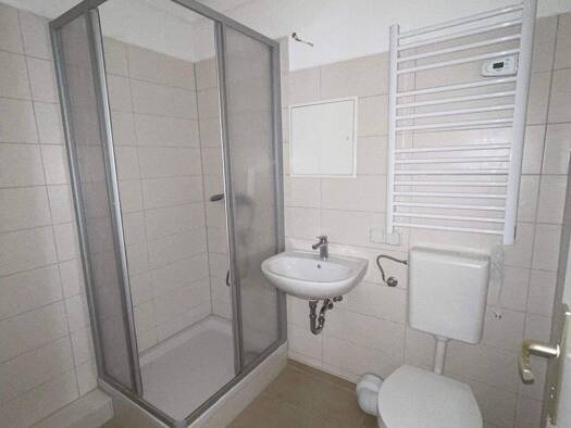 Wohnung zur Miete 1.138 € 5 Zimmer 133,9 m² 2. Geschoss frei ab sofort Johannes-Göderitz-Straße 18 Neu Olvenstedt Magdeburg 39130