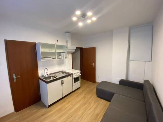 Wohnung zur Miete 640 € 3 Zimmer 65 m² Geschoss 1/2 frei ab sofort Nürnberg 90439