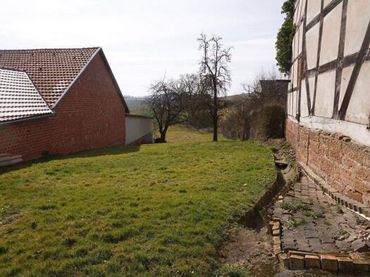 Einfamilienhaus zum Kauf 79.000 € 5 Zimmer 131 m² 1.227 m² Grundstück frei ab sofort Königshagen Edertal 34549