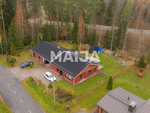 Doppelhaushälfte zum Kauf 89.000 € 3 Zimmer 100 m² 1.172 m² Grundstück Pirtintie 10 Laukaa 41400