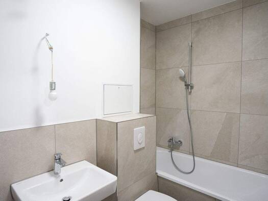 Wohnung zum Kauf 439.000 € 2 Zimmer 66,4 m² 4. Geschoss frei ab sofort Neukölln Berlin 12047