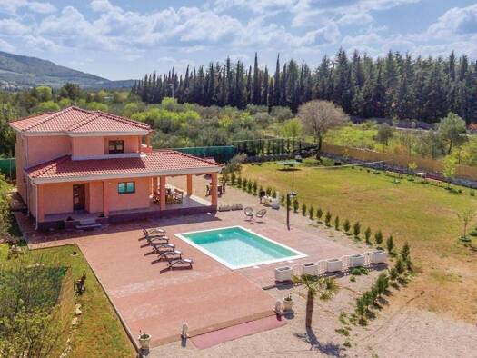 Einfamilienhaus zum Kauf 900.000 € 5 Zimmer 171 m² Bilice, Šibenik - Okolica Bilice 22000