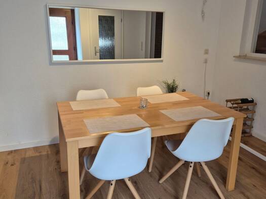 Reihenhaus zur Miete 1.090 € 4 Zimmer 110 m² frei ab 01.10.2026 Vallendar Vallendar 56179