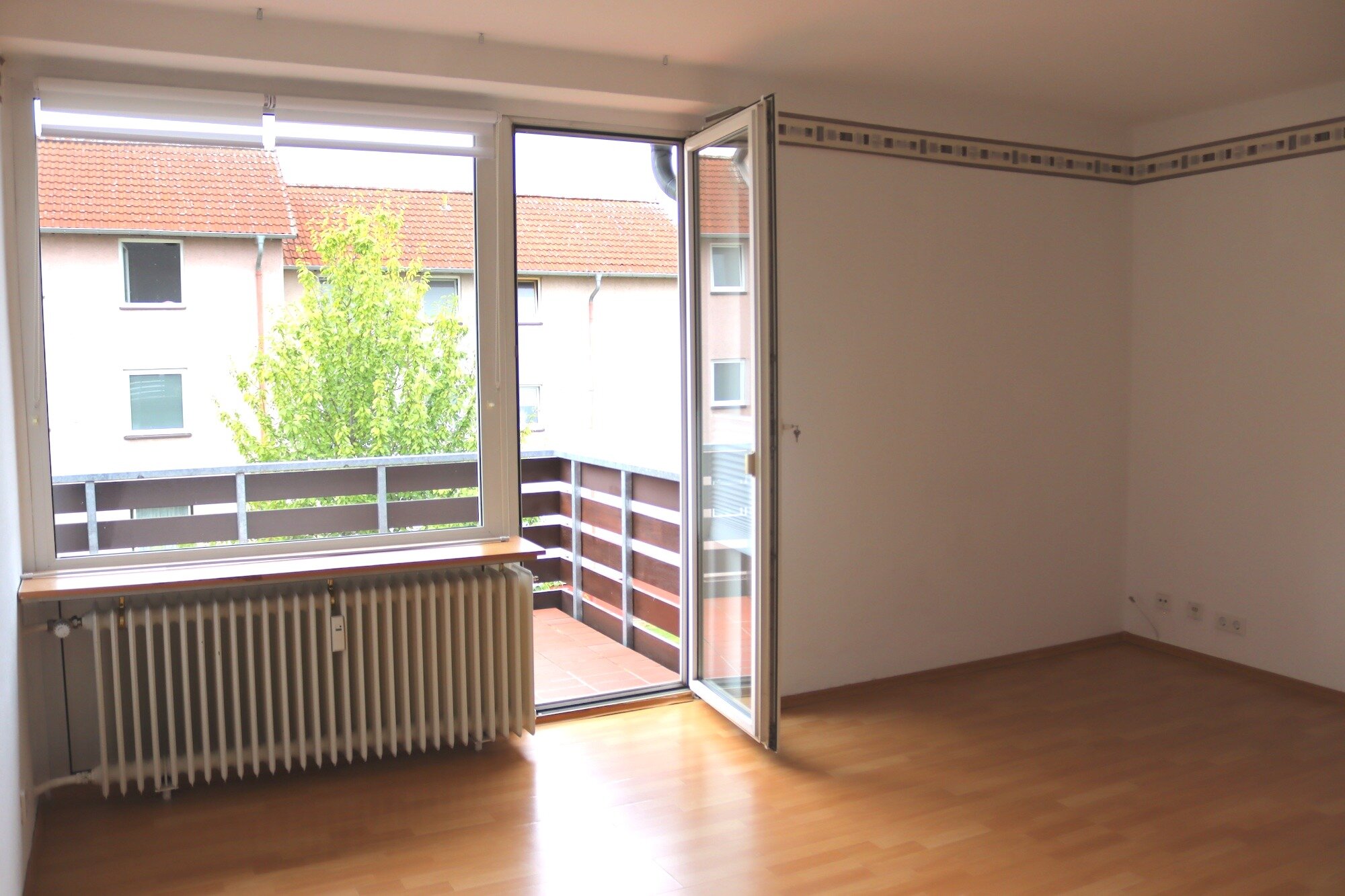 Wohnung zum Kauf 105.000 € 3 Zimmer 75,1 m²<br/>Wohnfläche 2.<br/>Geschoss ab sofort<br/>Verfügbarkeit Harlingerode Bad Harzburg 38667