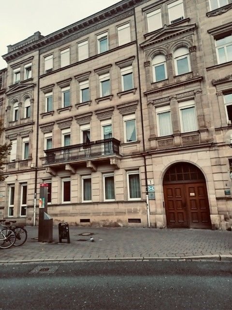 Mehrfamilienhaus zum Kauf 1.350.000 € 20 Zimmer 916 m²<br/>Wohnfläche 930 m²<br/>Grundstück Altstadt / Innenstadt 13 Fürth 90762