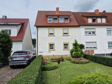 Einfamilienhaus zum Kauf 260.000 € 9 Zimmer 134 m² 532 m² Grundstück Bergrheinfeld Bergrheinfeld 97493