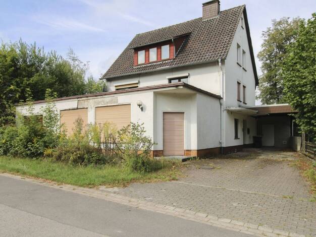 Mehrfamilienhaus zum Kauf als Kapitalanlage geeignet 70.000 € 9 Zimmer 274,2 m² 1.016 m² Grundstück Vorwohle Eimen 37632