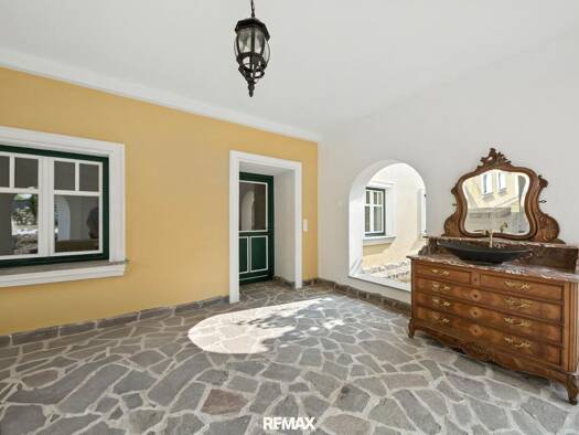 Villa zum Kauf 1.420.000 € 13,5 Zimmer 500 m² 2.548 m² Grundstück Nappersdorf-Kammersdorf 2033