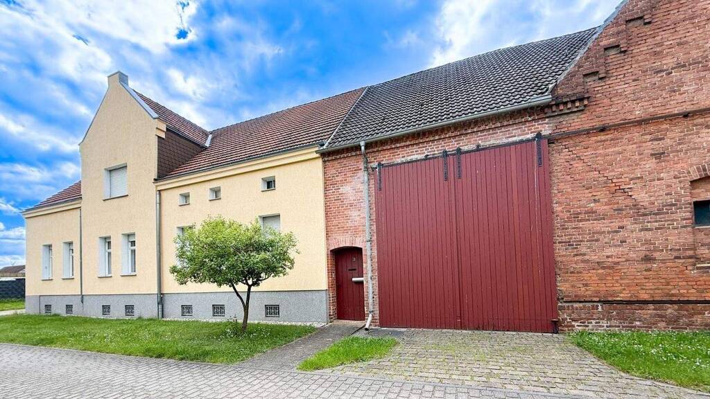 Mehrfamilienhaus zum Kauf 169.000 € 13 Zimmer 259 m² 2.154 m² Grundstück Marke Raguhn-Jeßnitz 06779